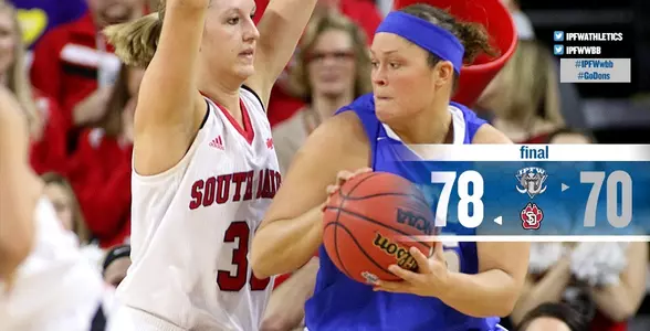 Hillary Moore vs USD