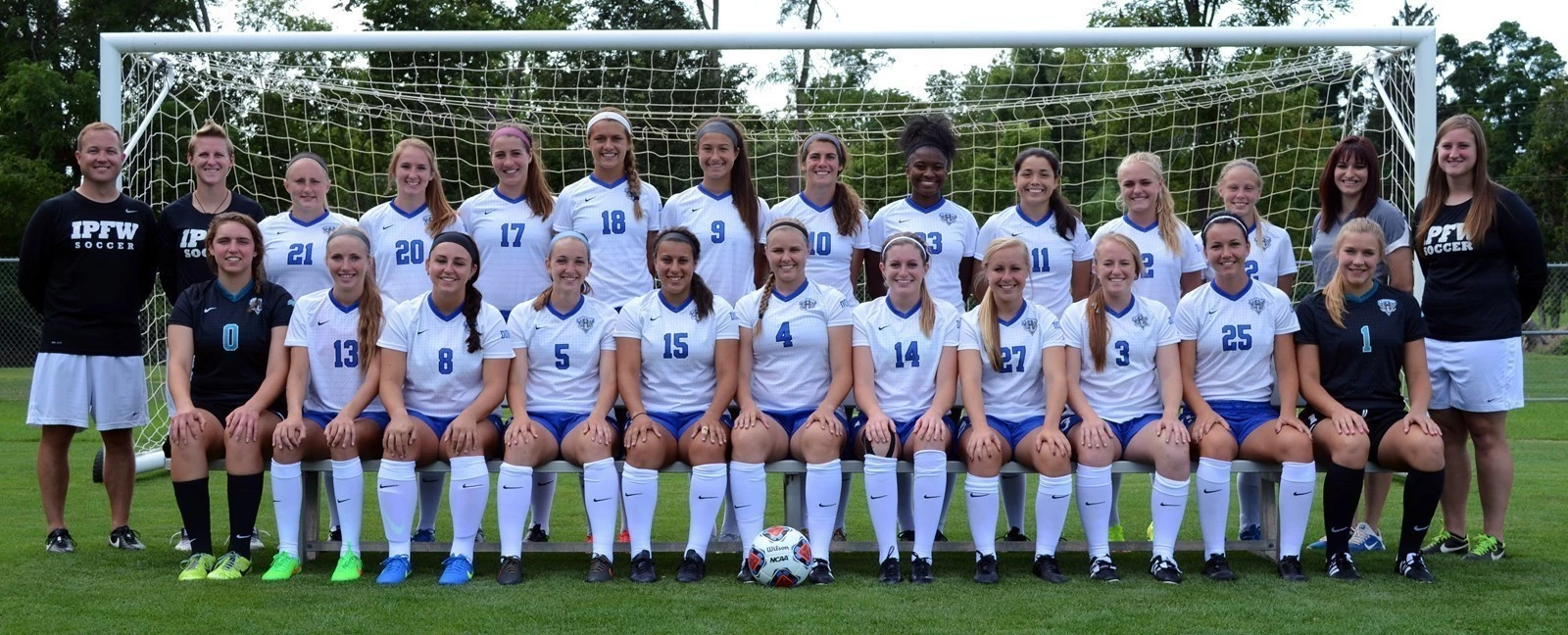 Women's Soccer 2015 Team Photo