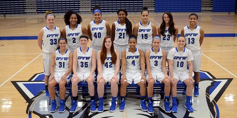 2015-16 WBB Team