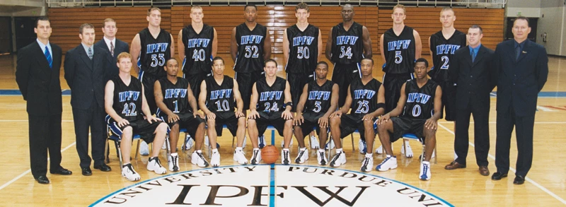 2000-01 Men's Basketball Team