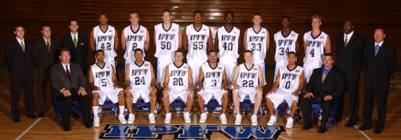 2004-05 Men's Basketball Team