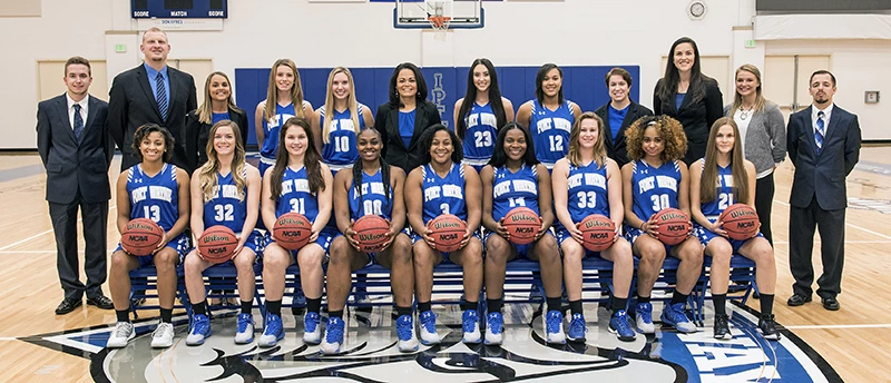 2017-18 Women's Basketball Team