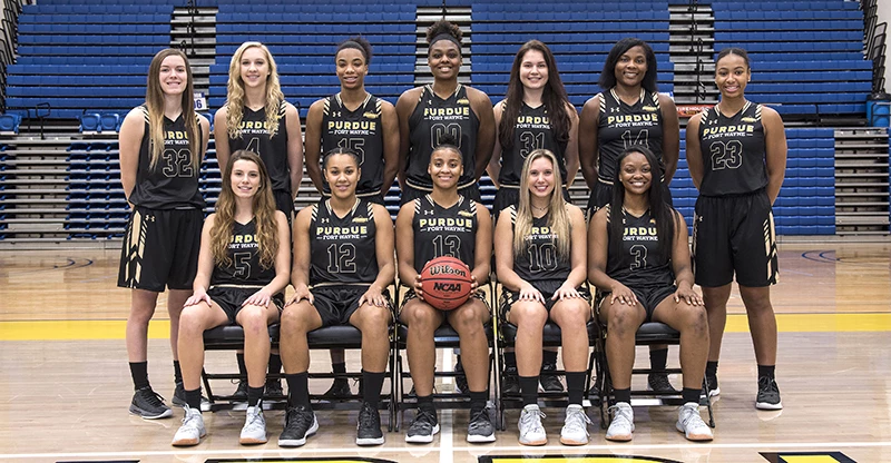 2018-19 WBB Team Photo