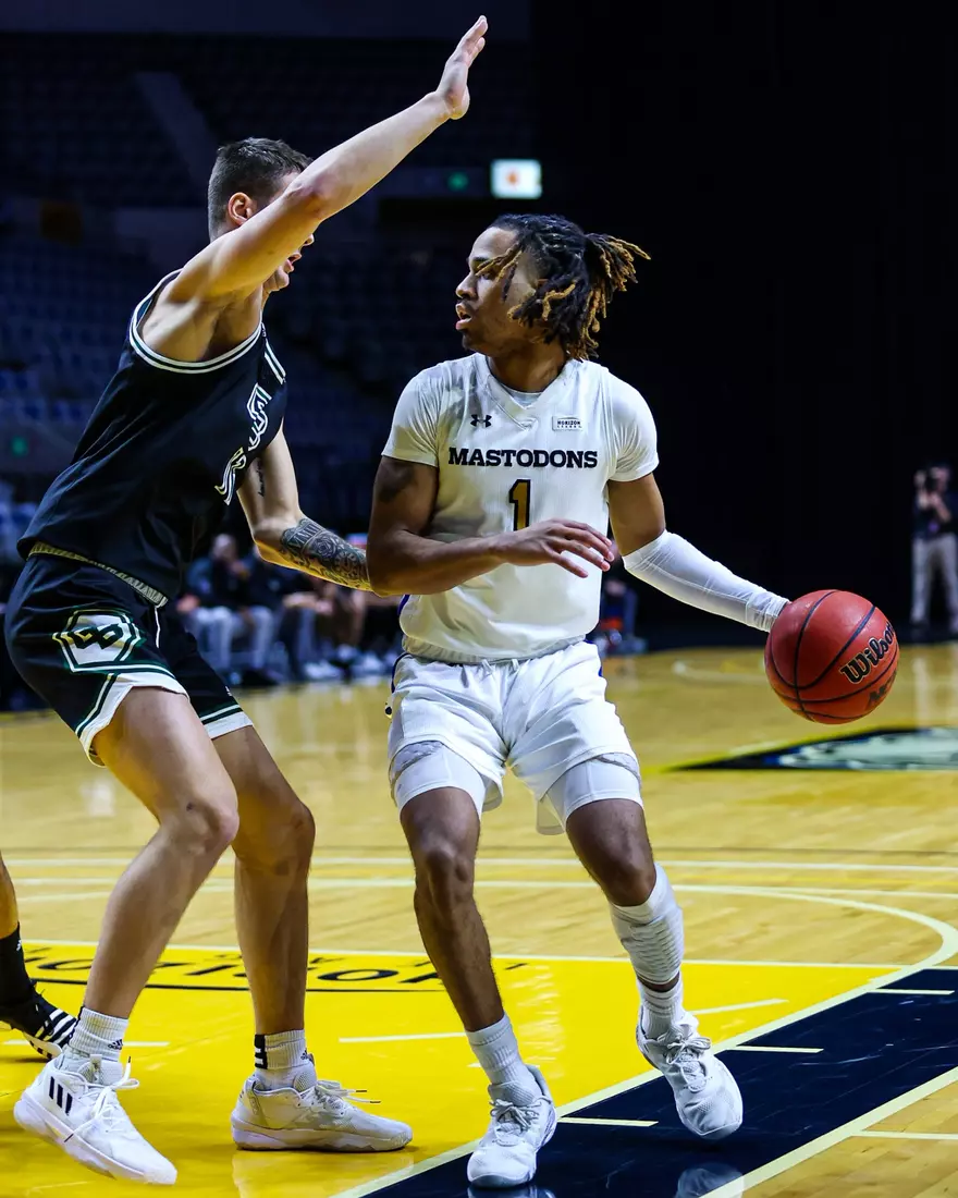 Mastodons. vs.Green Bay