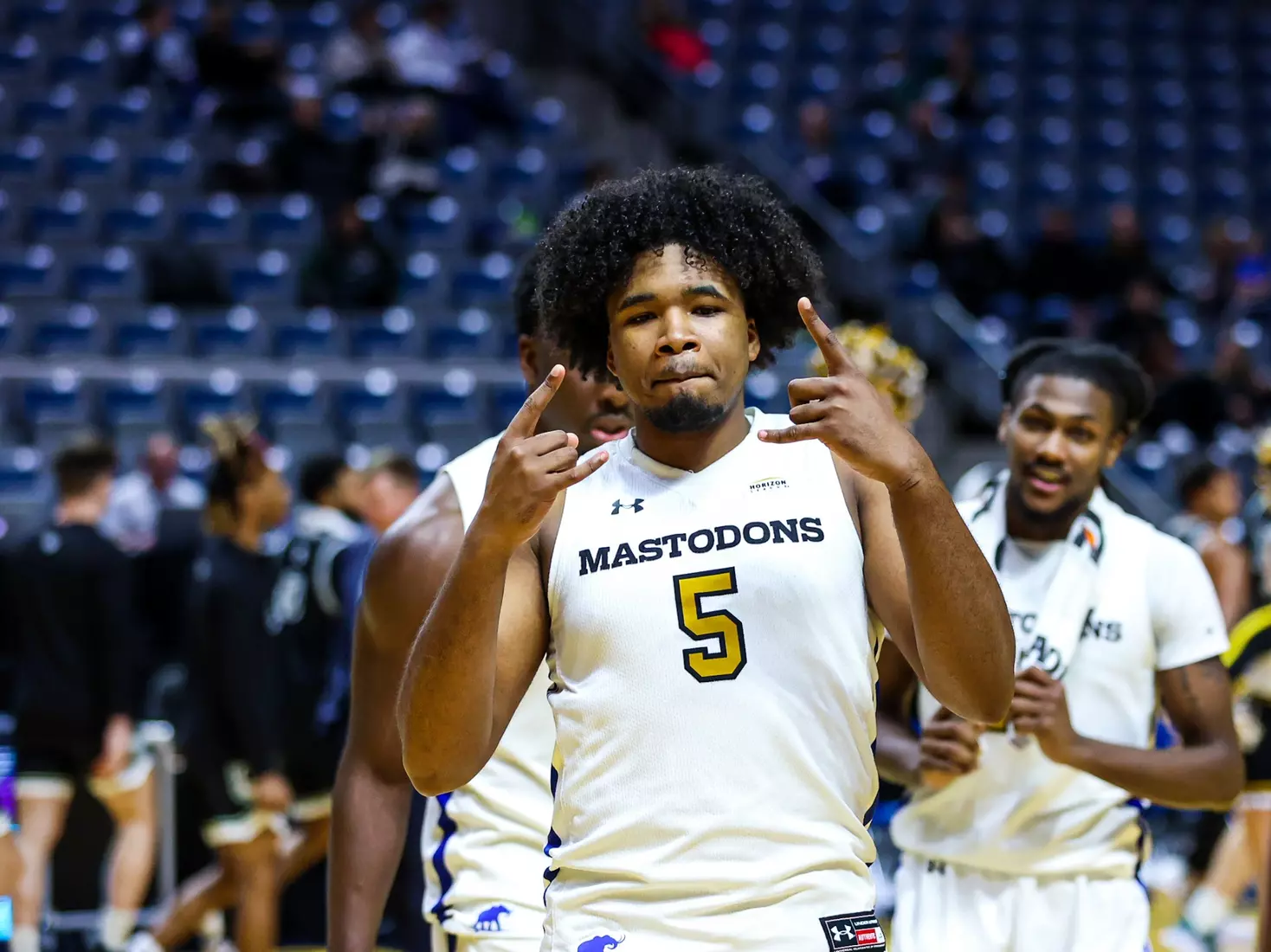 Mastodons. vs.Green Bay