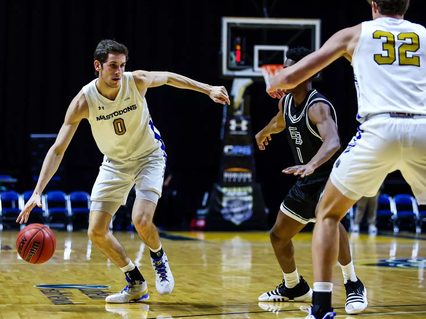 Mastodons. vs.Green Bay