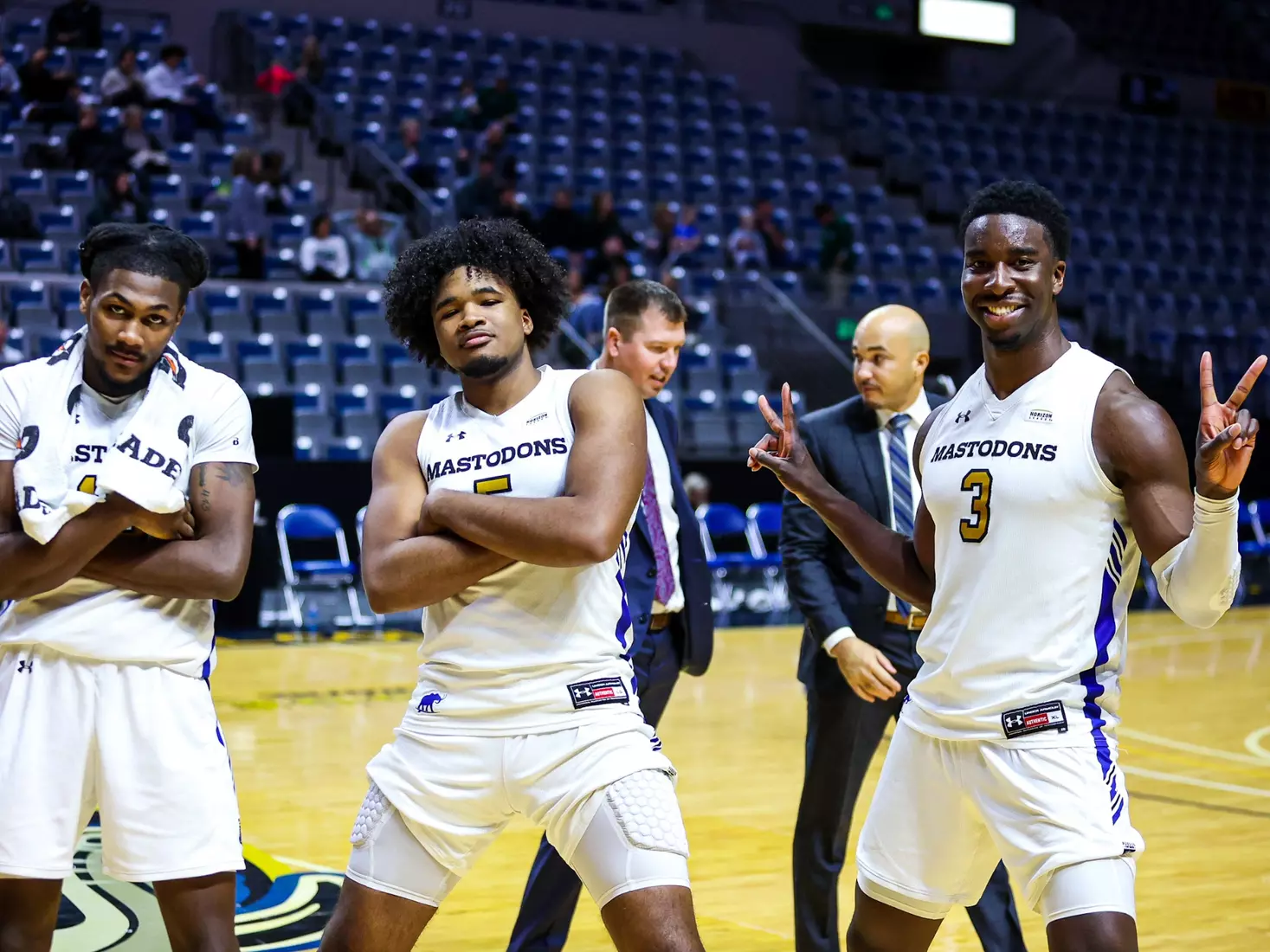 Mastodons. vs.Green Bay