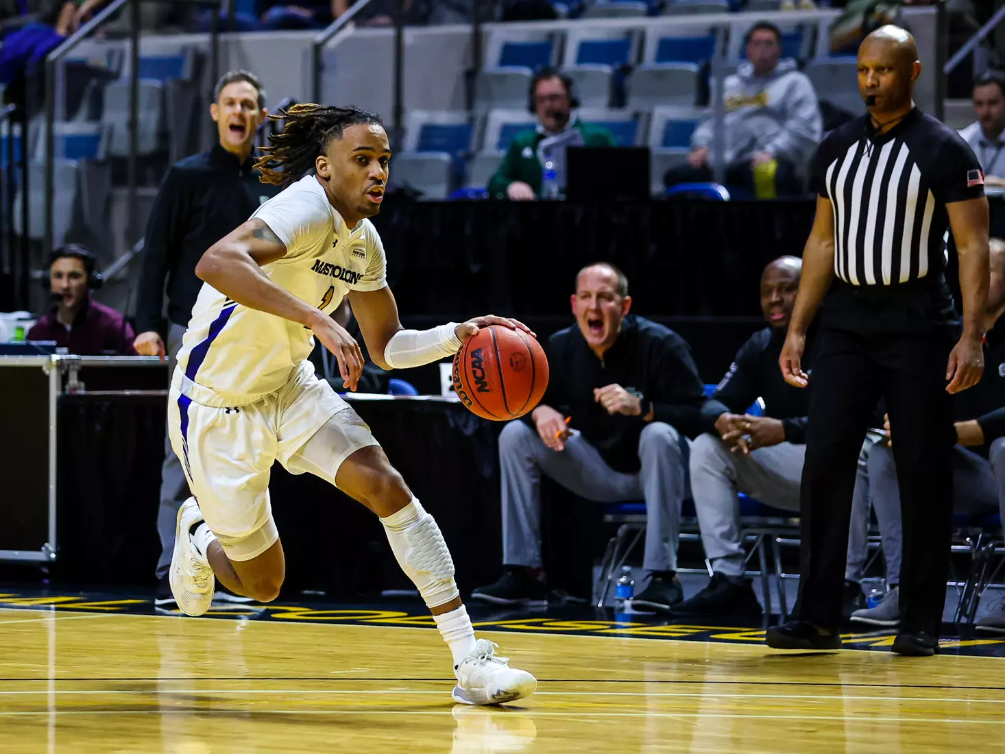 Mastodons. vs.Green Bay