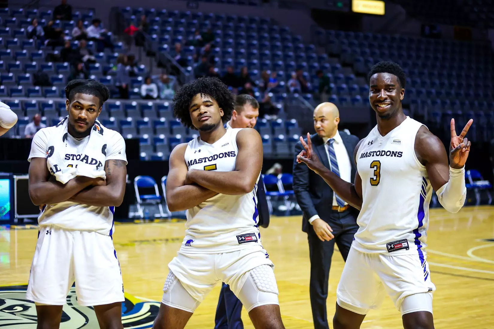 Mastodons. vs.Green Bay