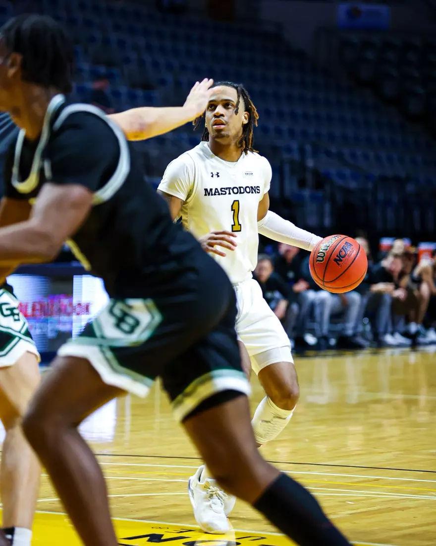 Mastodons. vs.Green Bay