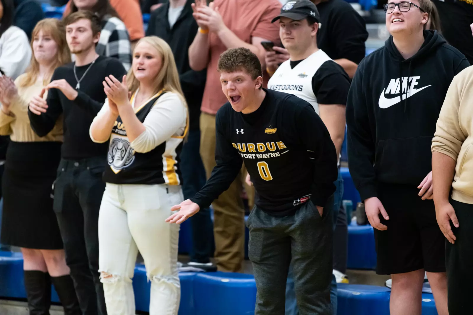 Mastodons vs. Tigers