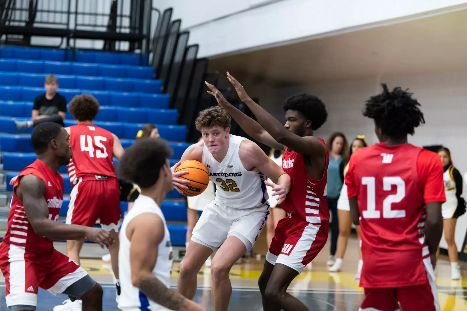 Mastodons vs. Tigers