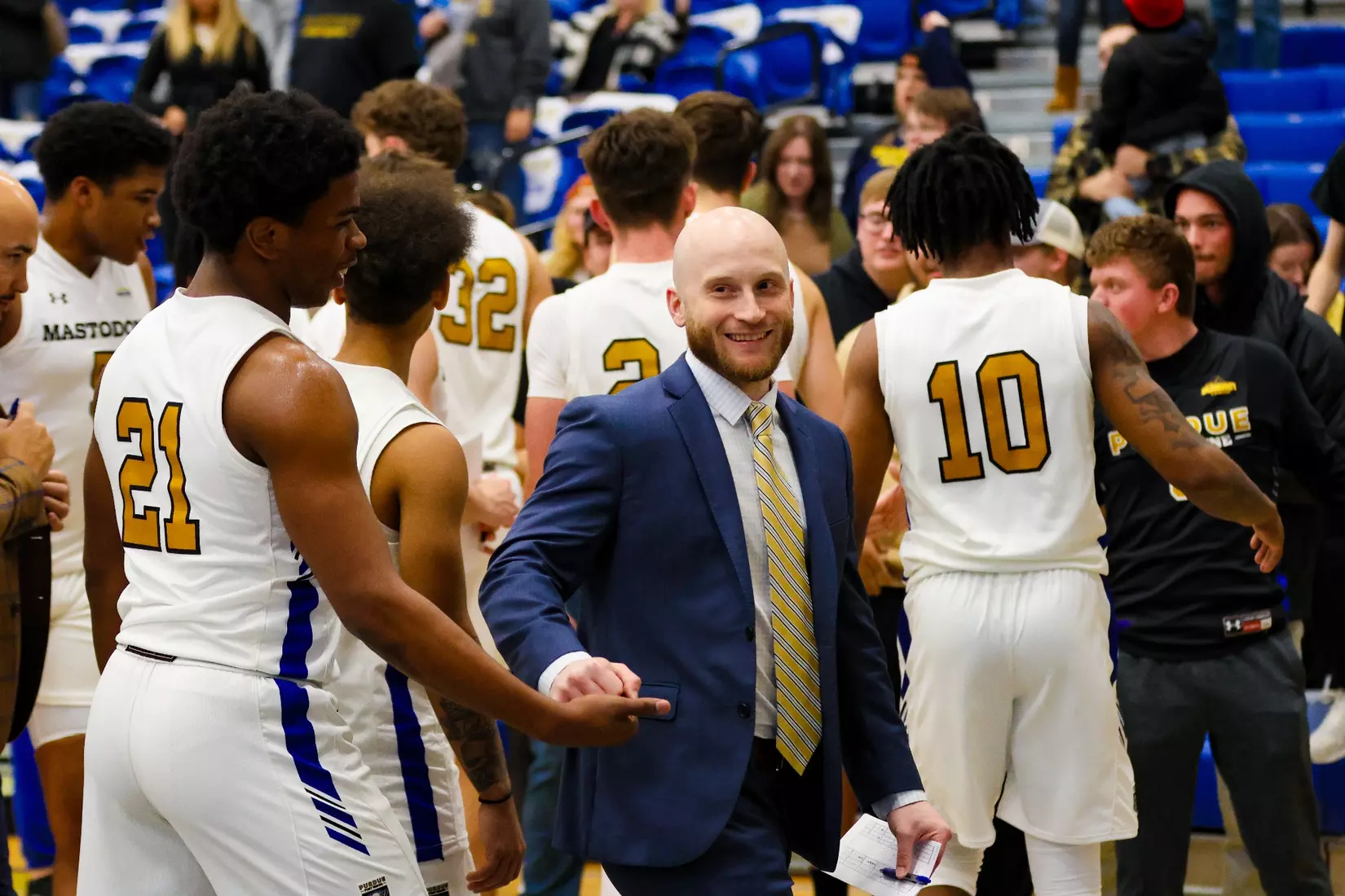 Mastodons vs. Tigers