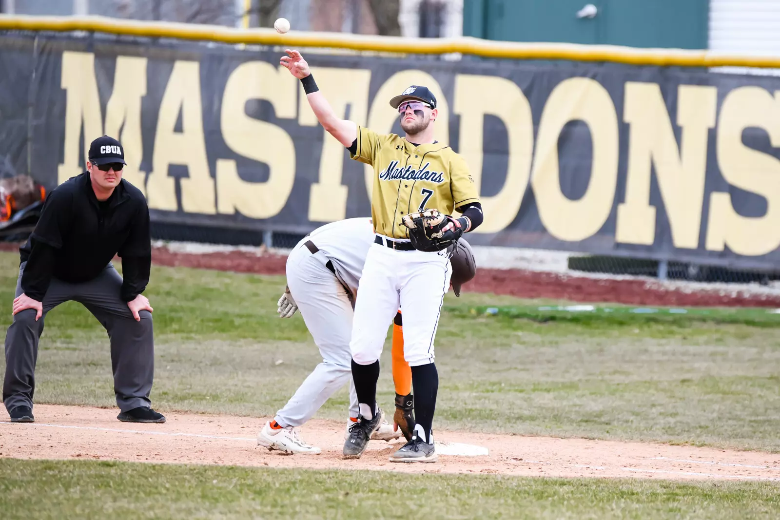 Mastodons vs. Bowling Green