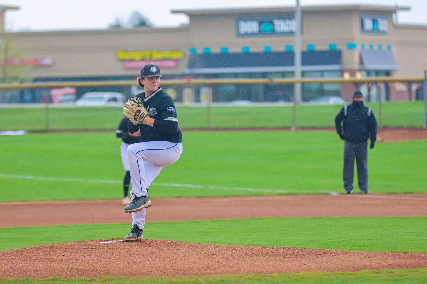 Mastodons vs. Raiders