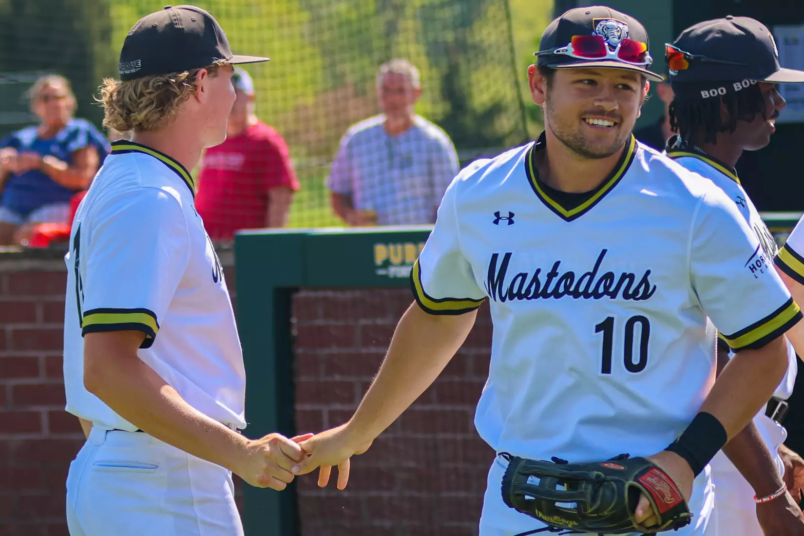 Mastodons vs. Oakland