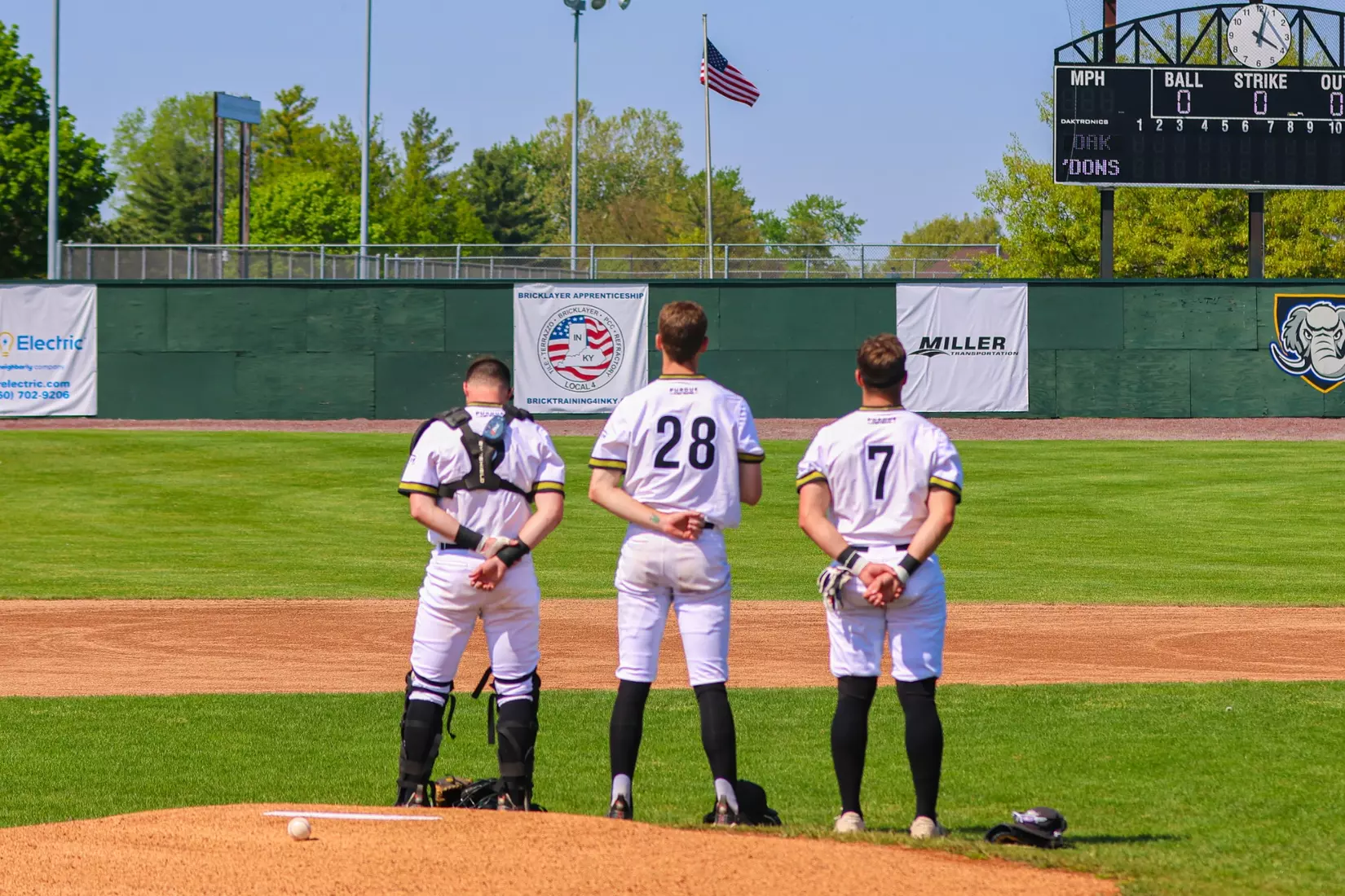 Mastodons vs. Oakland