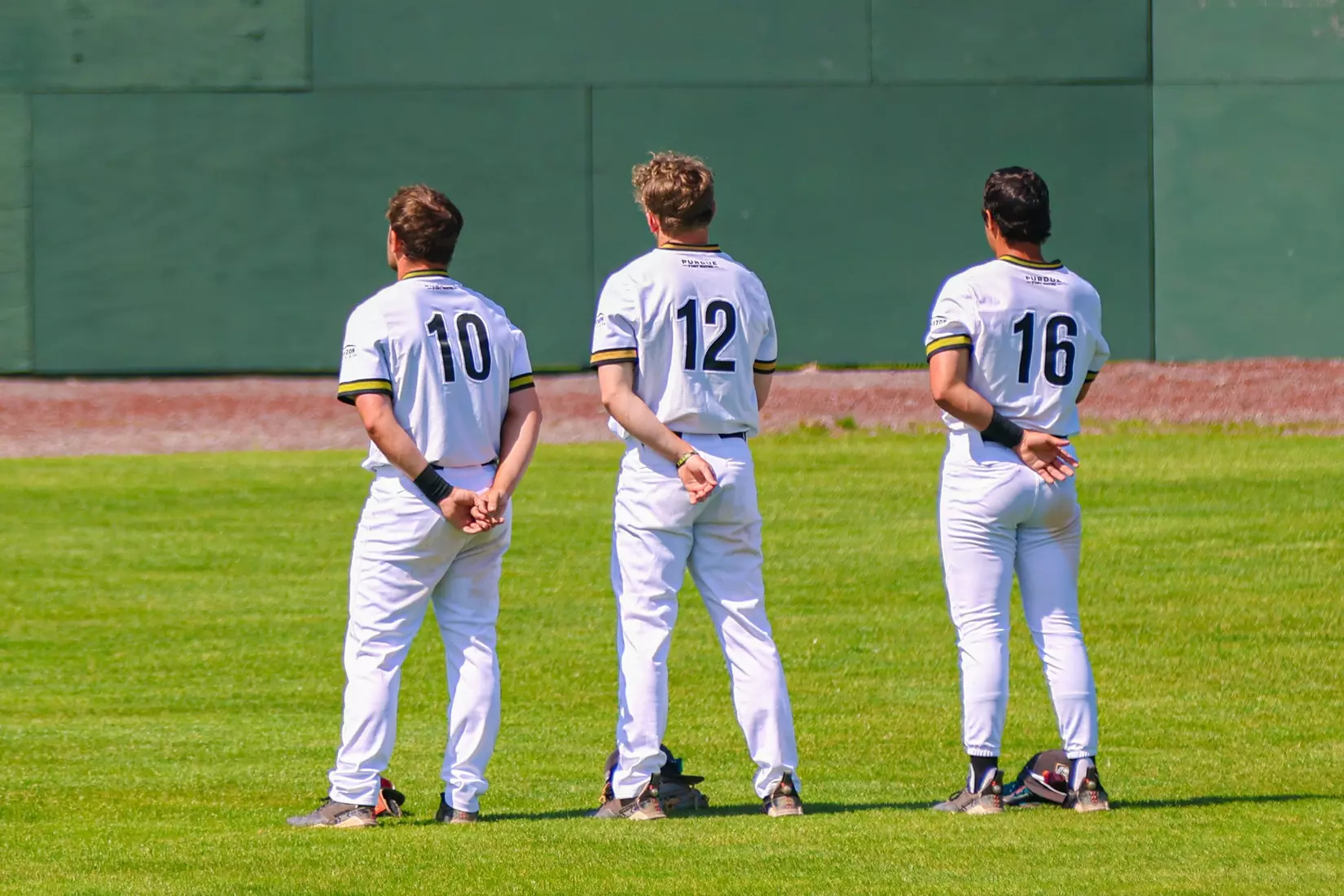Mastodons vs. Oakland