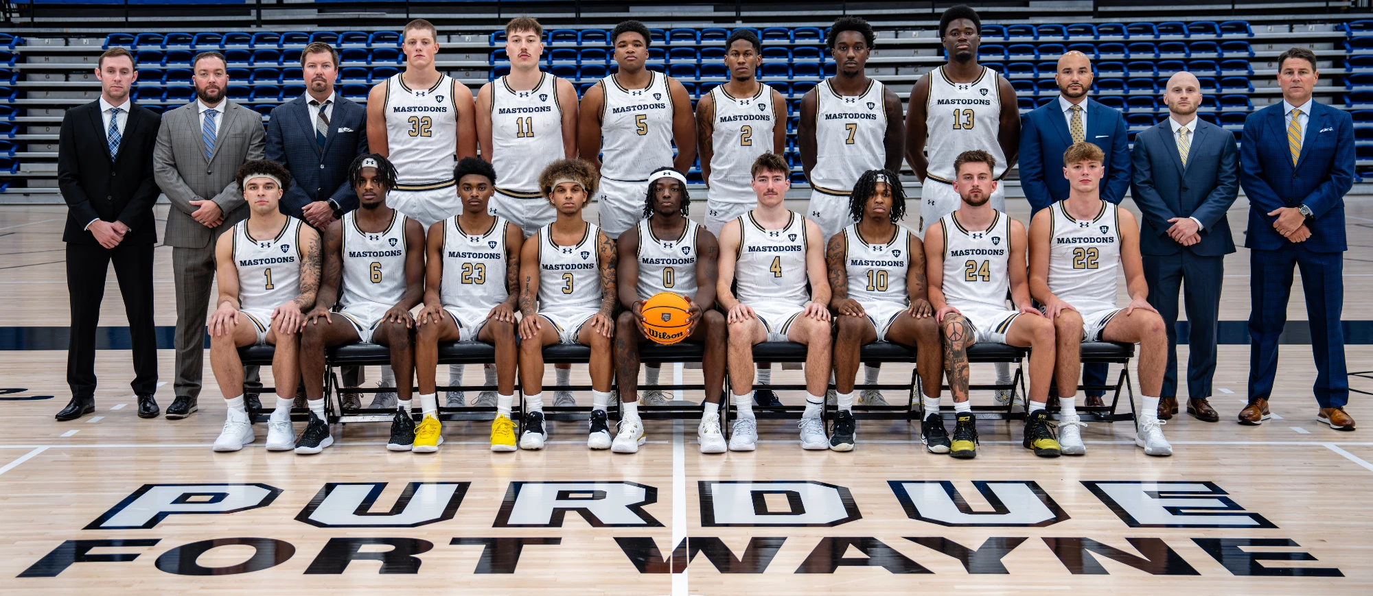 2024 25 men's basketball team photo for web