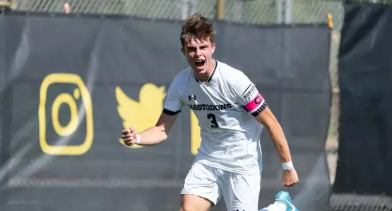 'Dons Record Sixth Shutout in 2-0 Win Over Green Bay Image