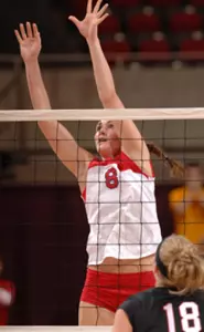 ISU Sweeps UW-Milwaukee in First Round