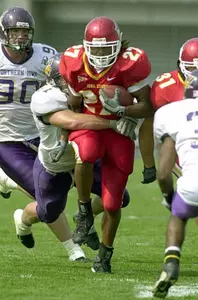 Cyclones Top Illinois State, 32-21