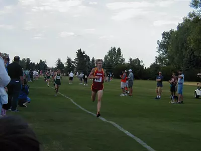 Uhl to Compete in World Cross Country Championships