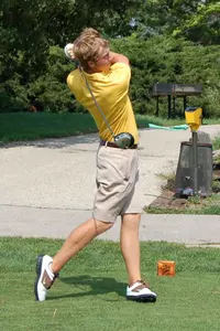 Cyclones Move Up in Final Round