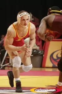 Seniors Lead Cyclones in Virginia Win