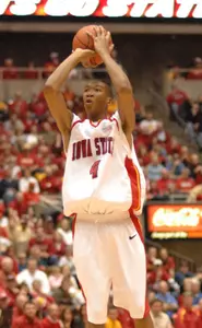 Missouri Downs Iowa State, 77-55