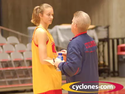 Women's Hoops Ready for New Challenges