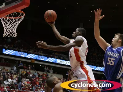 ISU Shoots For 400th Win In Hilton vs. Minnesota