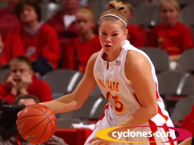 Ezell Fires Up 99-45 ISU Win Over Sacramento State