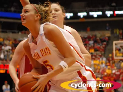 Cyclones Drop First Road Test, 62-53, at No. 19 Vandy
