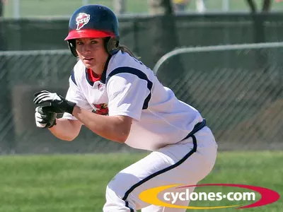 Cyclones Fall To Drake, 2-0, In First Game