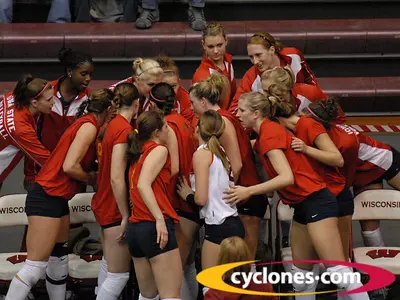 Iowa State Volleyball To Hold Kid?s Clinics