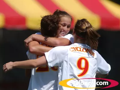 Cyclones Upend No. 16 Oklahoma State, 3-0