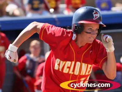 No. 8 Arizona Downs Iowa State, 7-1