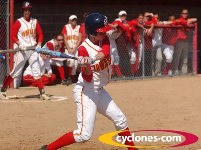 Six-Run Inning Propels Cyclones To Victory