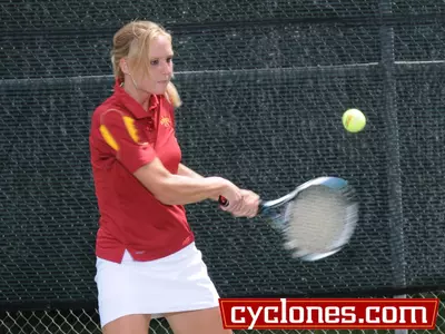 Wischer Has Solid Day for ISU Tennis