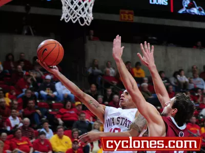 Cyclones Lose a Close One to Hawaii, 60-59