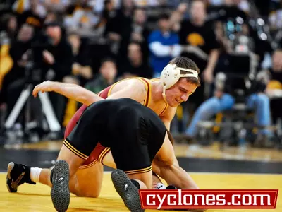 No. 2 ISU Falls to No. 1 Iowa, 20-15