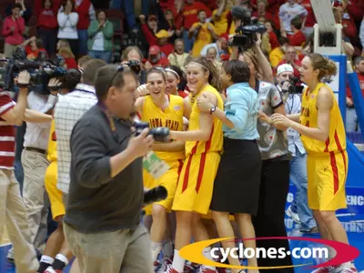 Lacey, Cyclones Halt No. 15 Kansas State in OT, 66-65