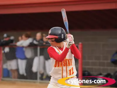 Cyclones Fall To Quinnipiac, 8-3