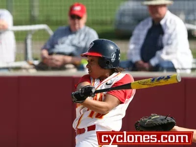 Cyclones Beat Missouri State, 6-1