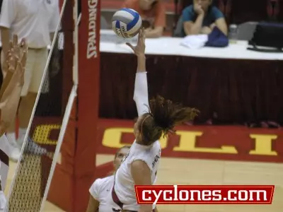 Cyclones Travel To Creighton For Midweek Match