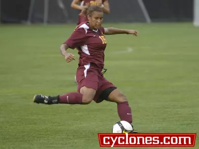 Cyclones Spend Weekend on the Road