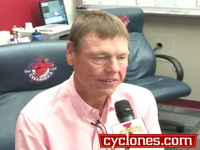 Football Coordinators Break Down Iowa