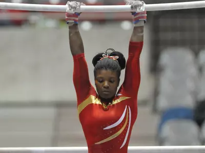 OutCYd the Routine with Jacquelyn Holmes