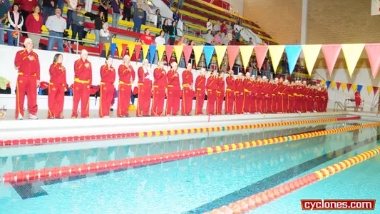 Swimming and Diving Hosts Alumni Meet